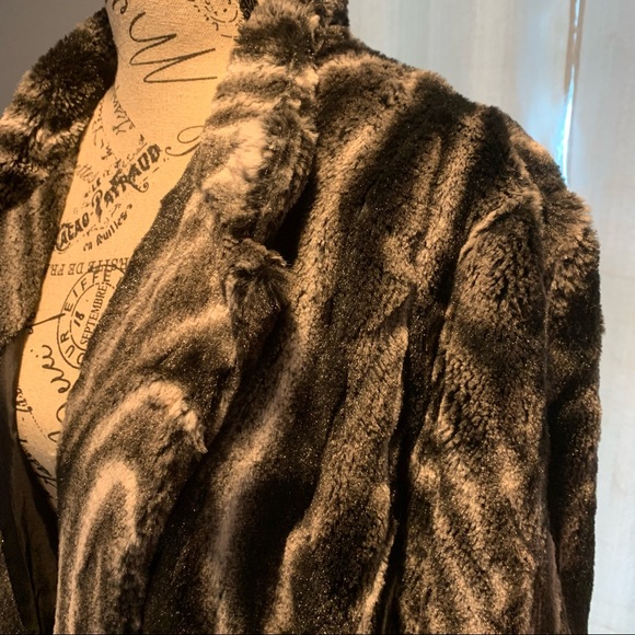 Alfred Dunner Faux Fur Jacket - Picture 2 of 4